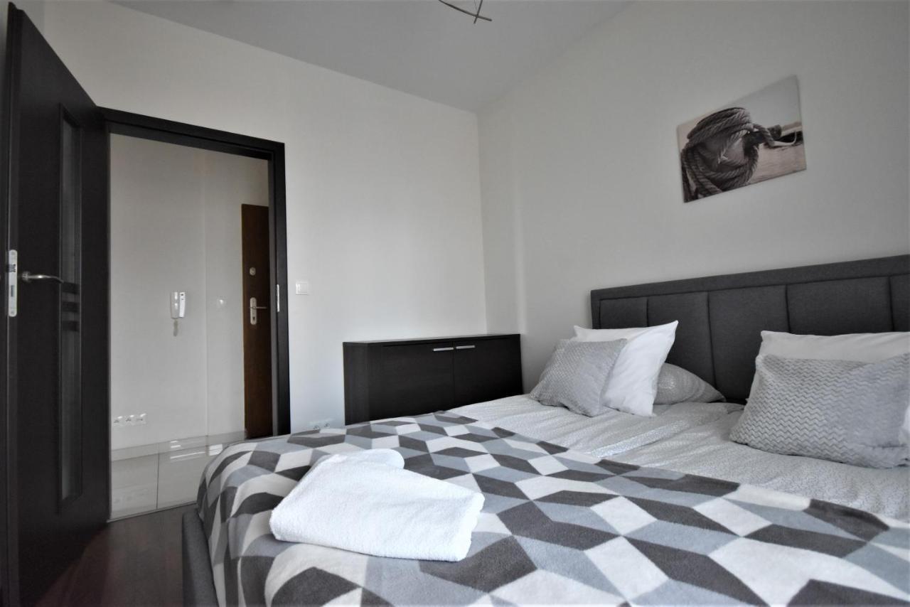 Senator Warsaw Apartments Екстериор снимка