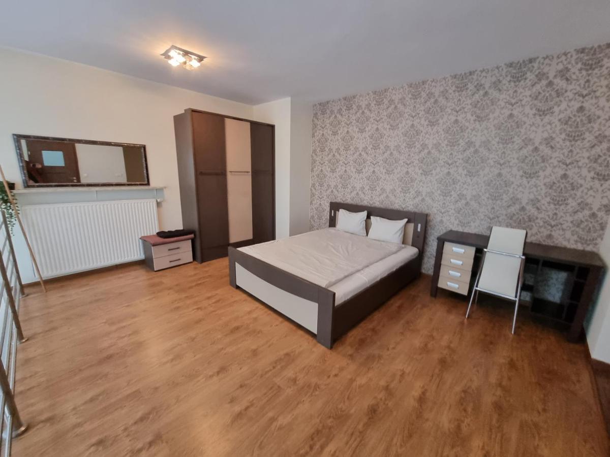 Senator Warsaw Apartments Екстериор снимка