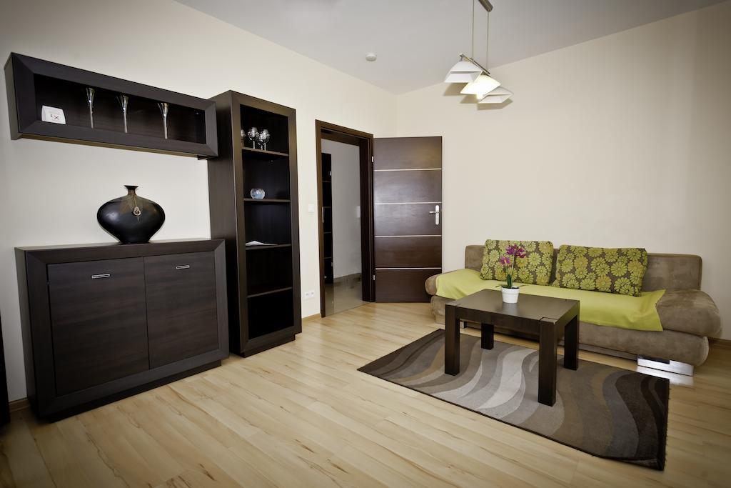 Senator Warsaw Apartments Екстериор снимка