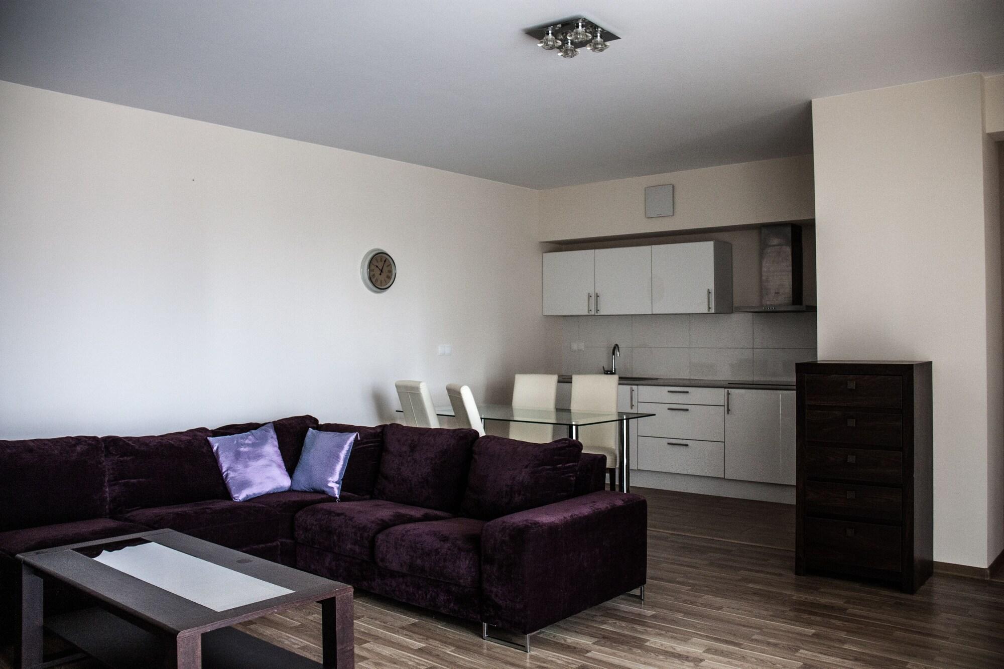 Senator Warsaw Apartments Екстериор снимка