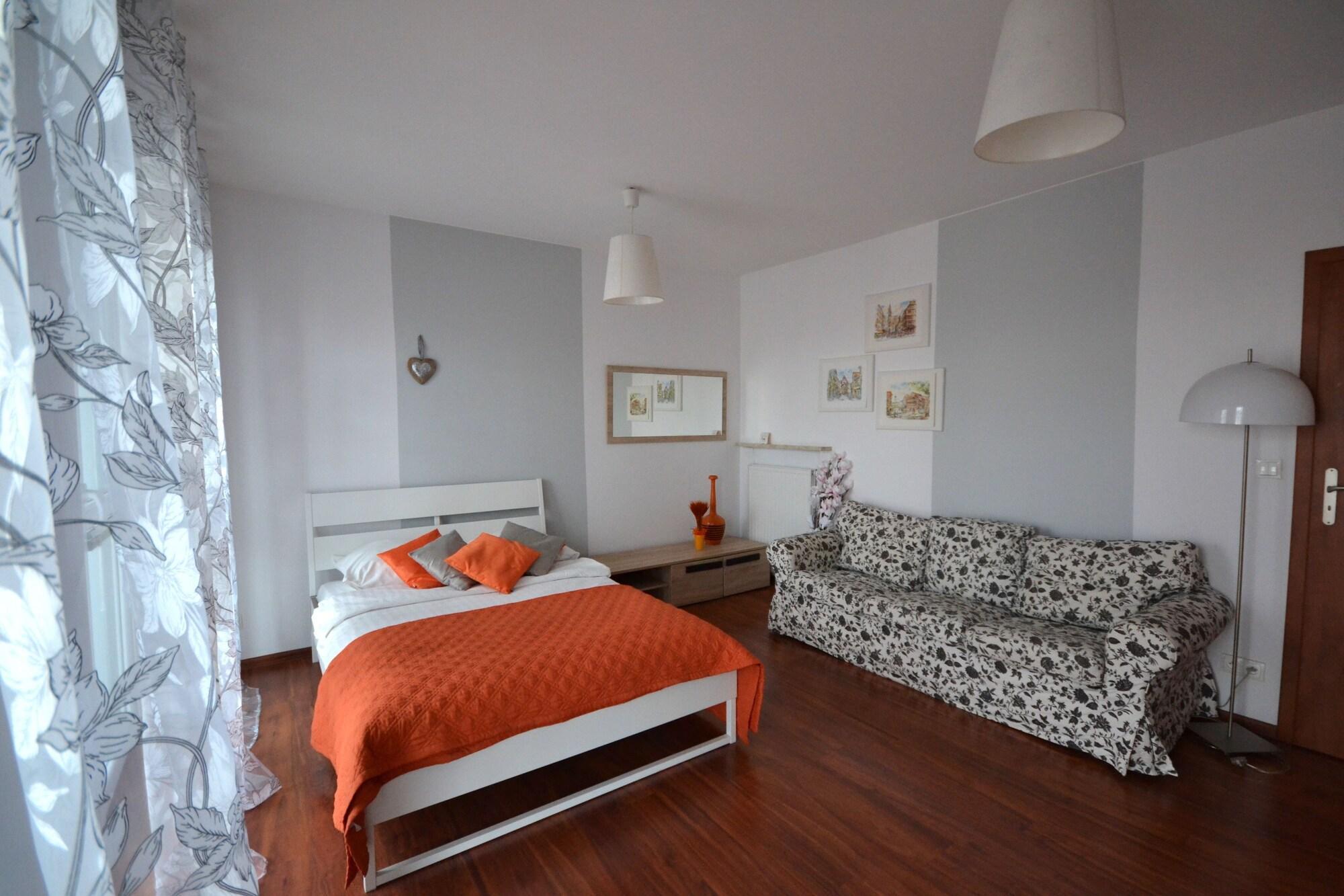 Senator Warsaw Apartments Екстериор снимка