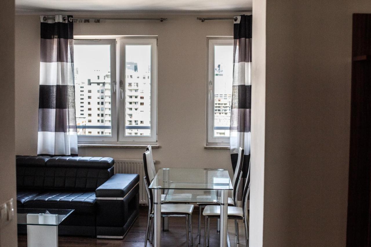 Senator Warsaw Apartments Екстериор снимка